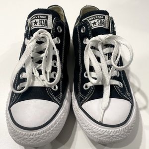 Converse Shies size 9.5